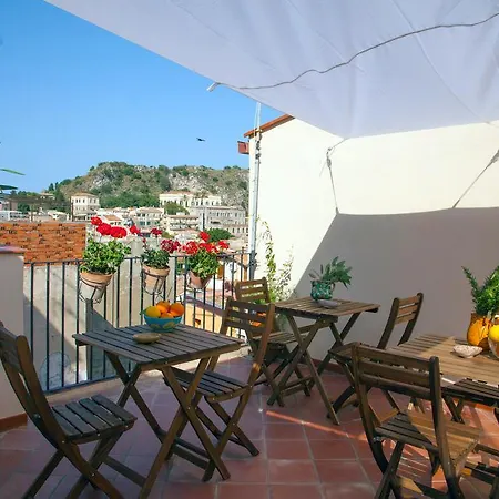Affittacamere Casa Mediterraneo *